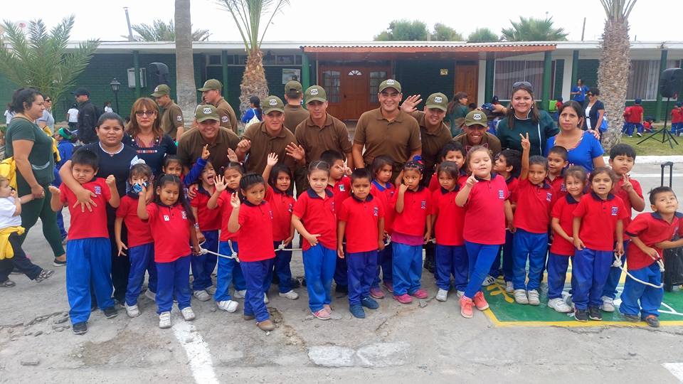 Visita de pre-básica, 27 de abril día del carabinero